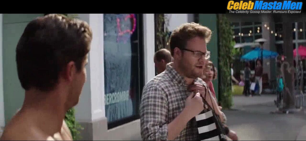 Seth Rogen And Zac Efron Shirtless, Sexy Scene From - Photo 2 of 5 photo 4