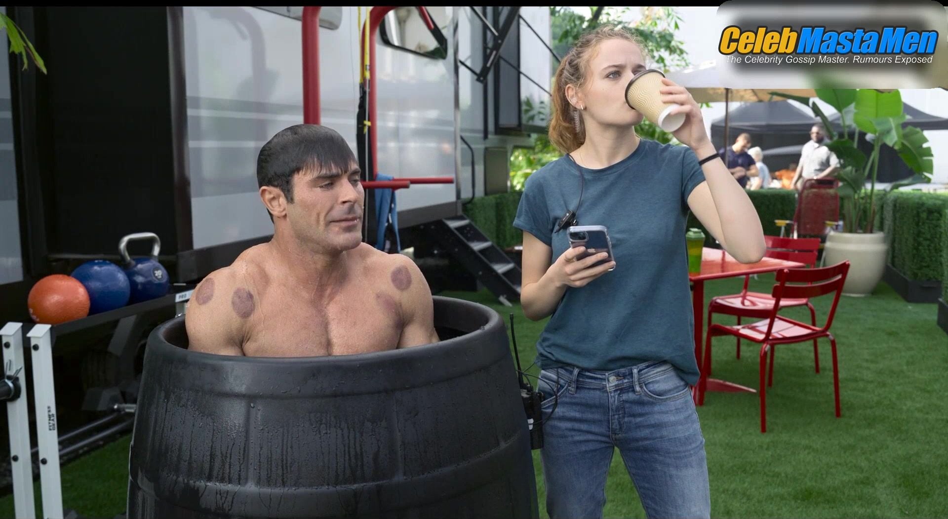 Zac Efron ’s Shirtless Scene From A Family Affair - Photo 5 of 5 photo 2