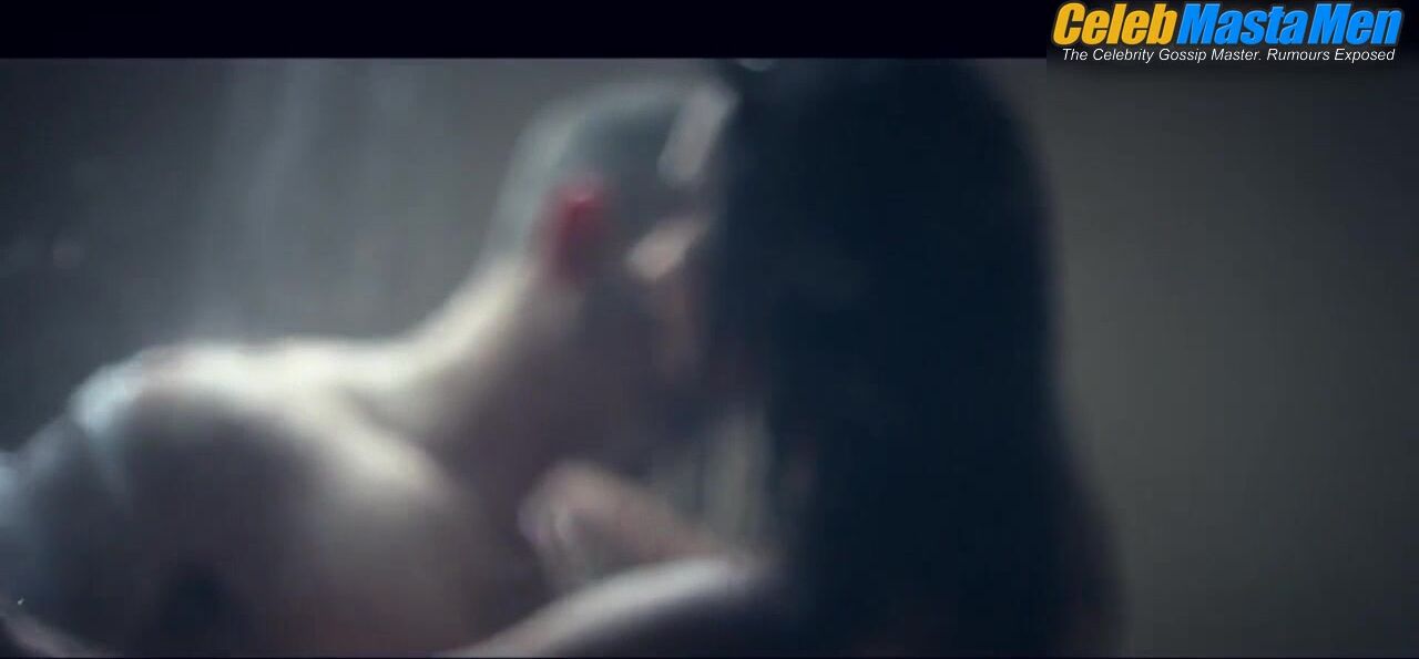 Nick Jonas Shirtless, Sexy Scene From Under You - Photo 3 of 5 photo 1