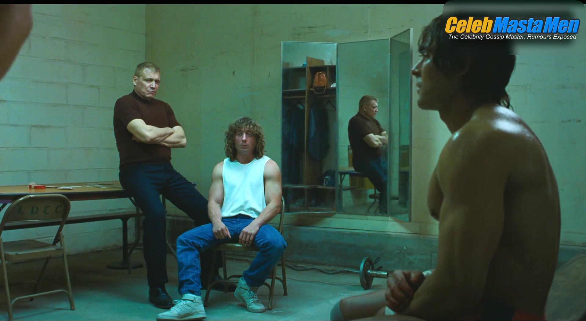 Aaron Dean Eisenberg Zac Efron And Shirtless, Bulge Scene In The - Photo 2 of 5 photo 5