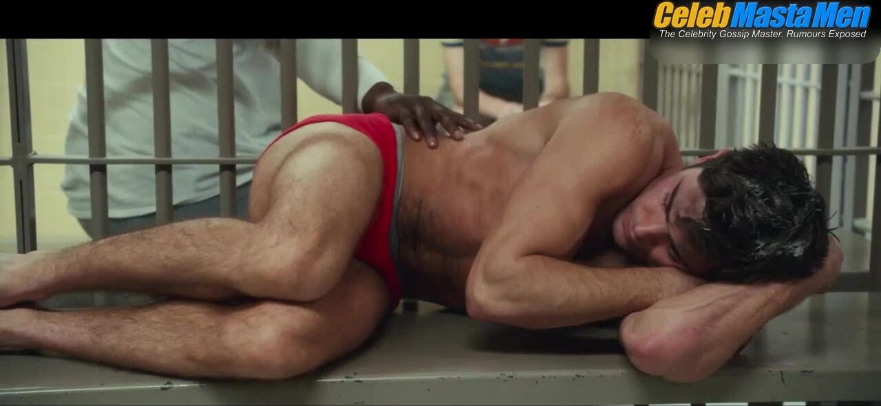 Zac Efron Shirtless,underwear Scene From Dirty Grandpa - Photo 2 of 5 photo 1