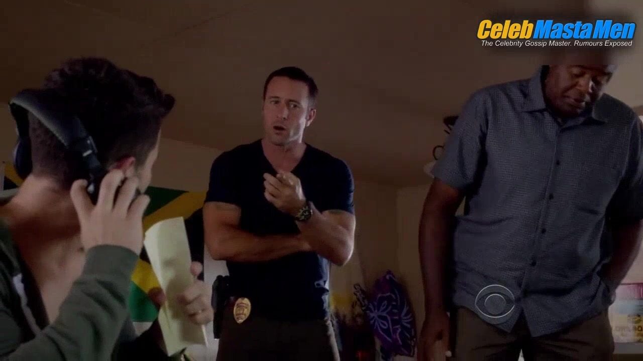 Nick Jonas Shirtless, Ass Scene From Hawaii Five-0 - Photo 4 of 5 photo 2
