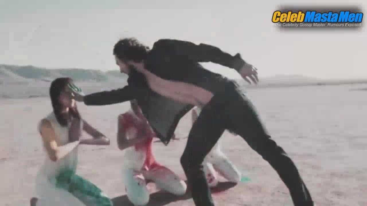 Aaron Taylor-johnson ’s Sexy Scene From Aaron Taylorjohnson - Photo 1 of 5