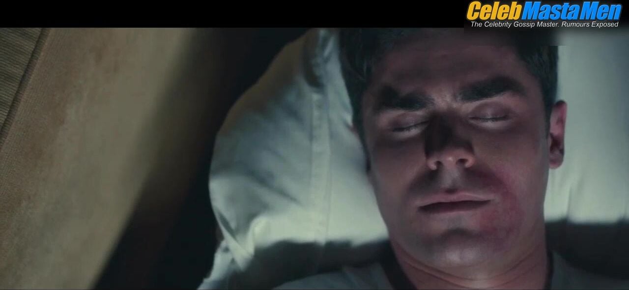 Robert De Niro Zac Efron And Steamy Scene From Dirty Grandpa - Photo 1 of 5 photo 4