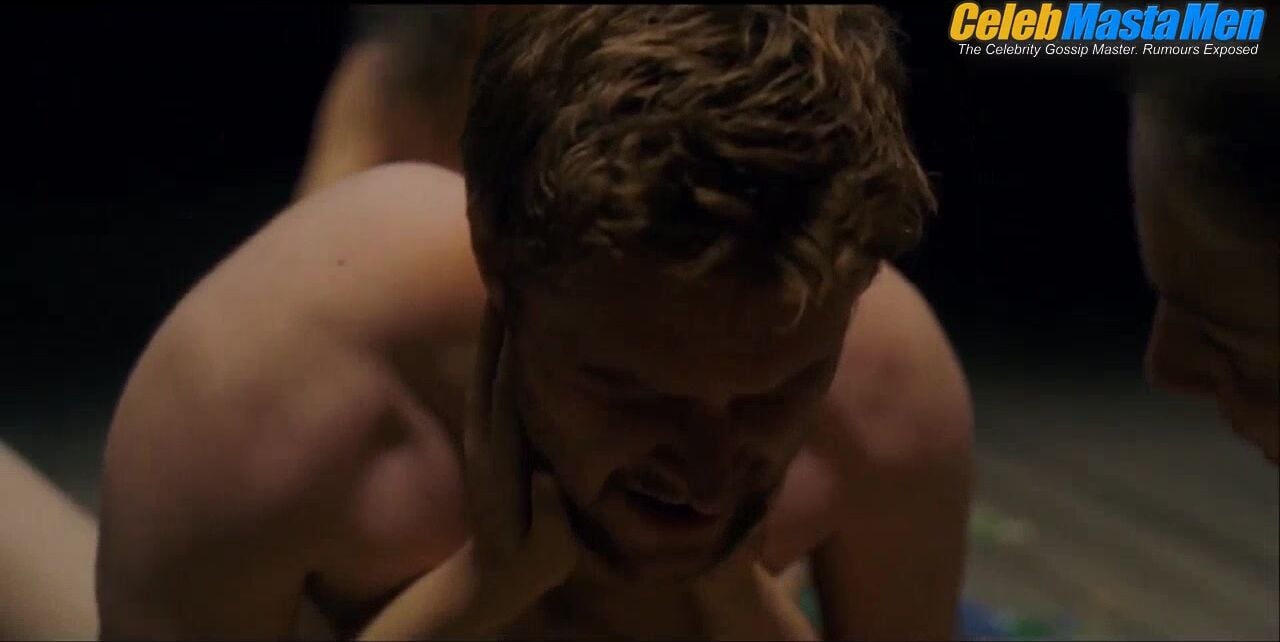 Jack Reynor ’s Ass, Penis Scene In Midsommar - Photo 1 of 5 photo 4