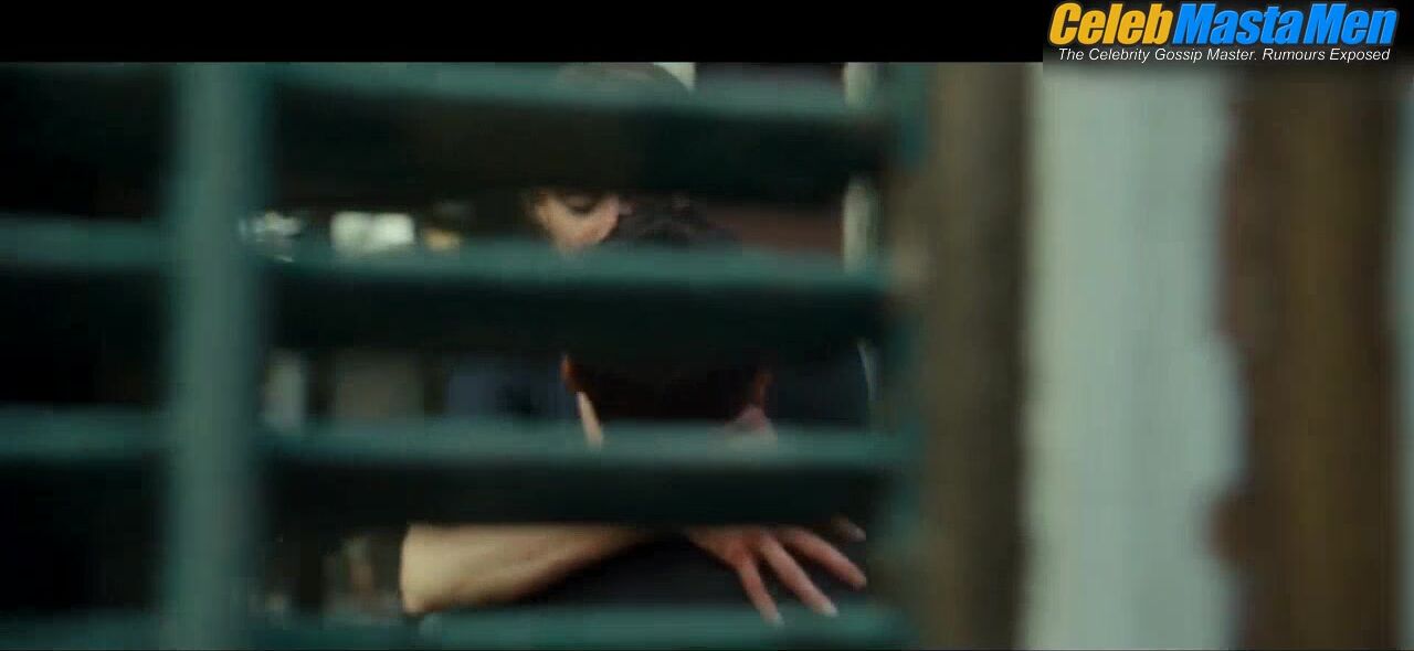 Zac Efron ’s Hot Straight Scene From The Lucky - Photo 1 of 5 photo 4