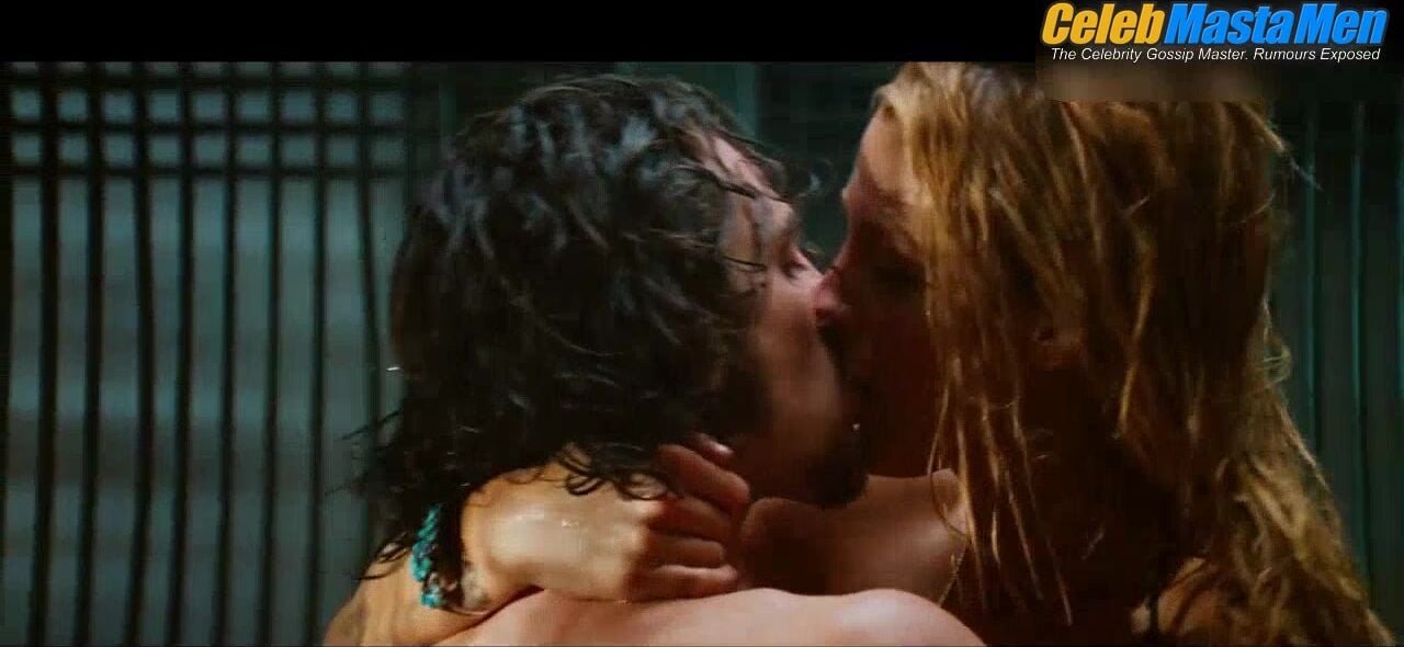 Aaron Taylor-johnson Shirtless, Booty Scene From Savages - Photo 2 of 5 photo 5