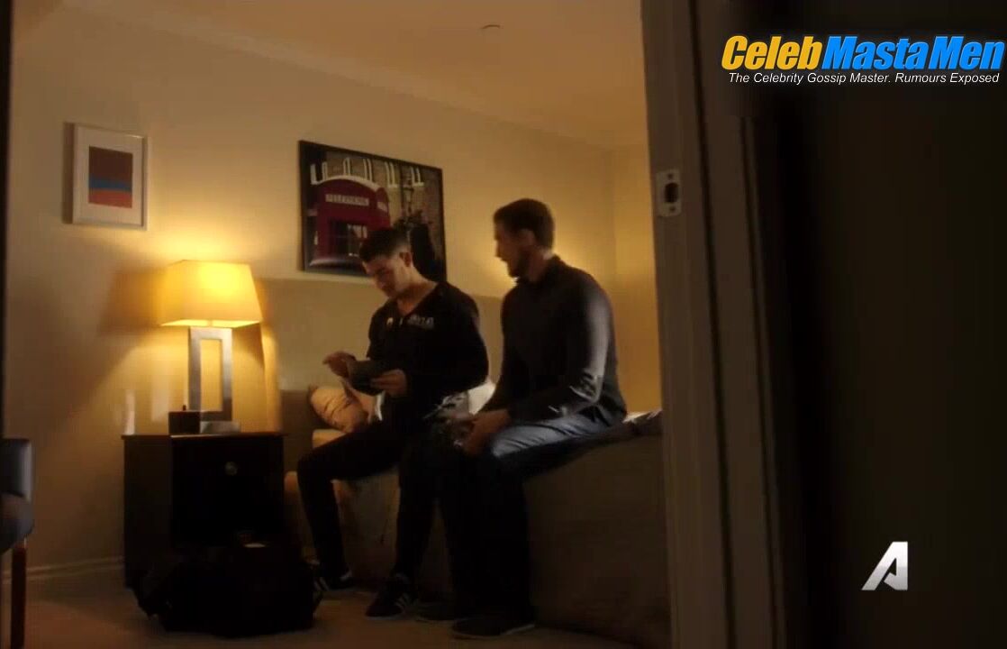 Jonathan Howard Nick Jonas And Sexy Scene In Kingdom - Photo 3 of 5 photo 4