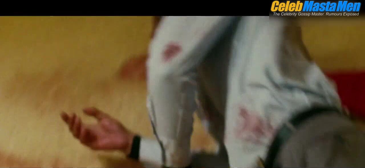 Matthew Mcconaughey And Zac Efron Sexy Booty Scene From The - Photo 2 of 5 photo 4