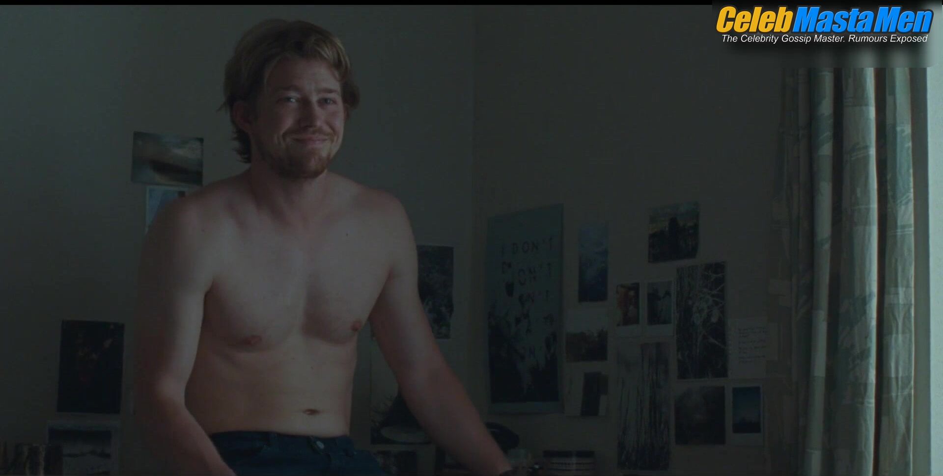Joe Alwyn Shirtless Scene In Conversations With Friends - Photo 3 of 5 photo 4