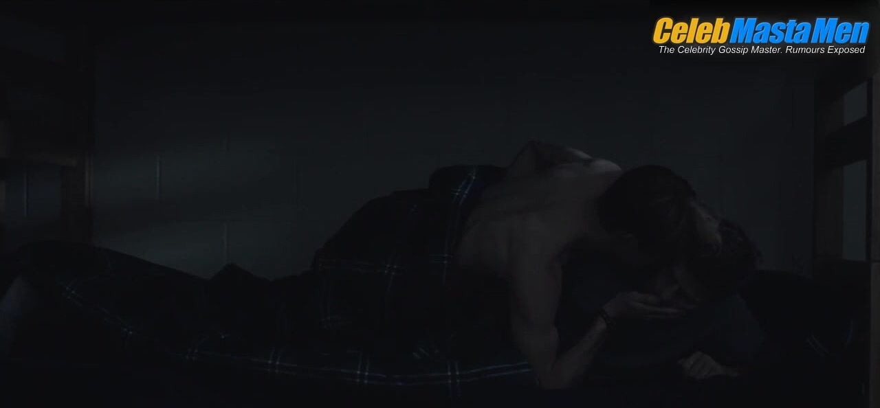 Joe Alwyn And Lucas Hedges Shirtless, Gay Scene From - Photo 1 of 5 photo 4