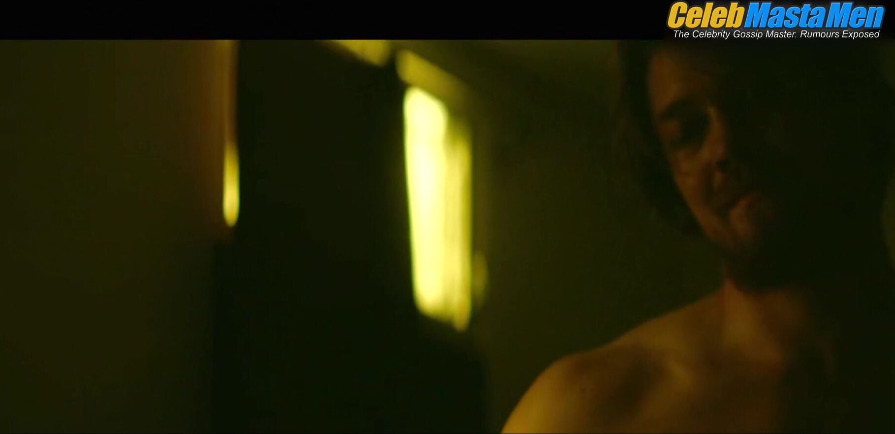 Joe Alwyn Shirtless, Ass Scene From Stars At Noon - Photo 2 of 5
