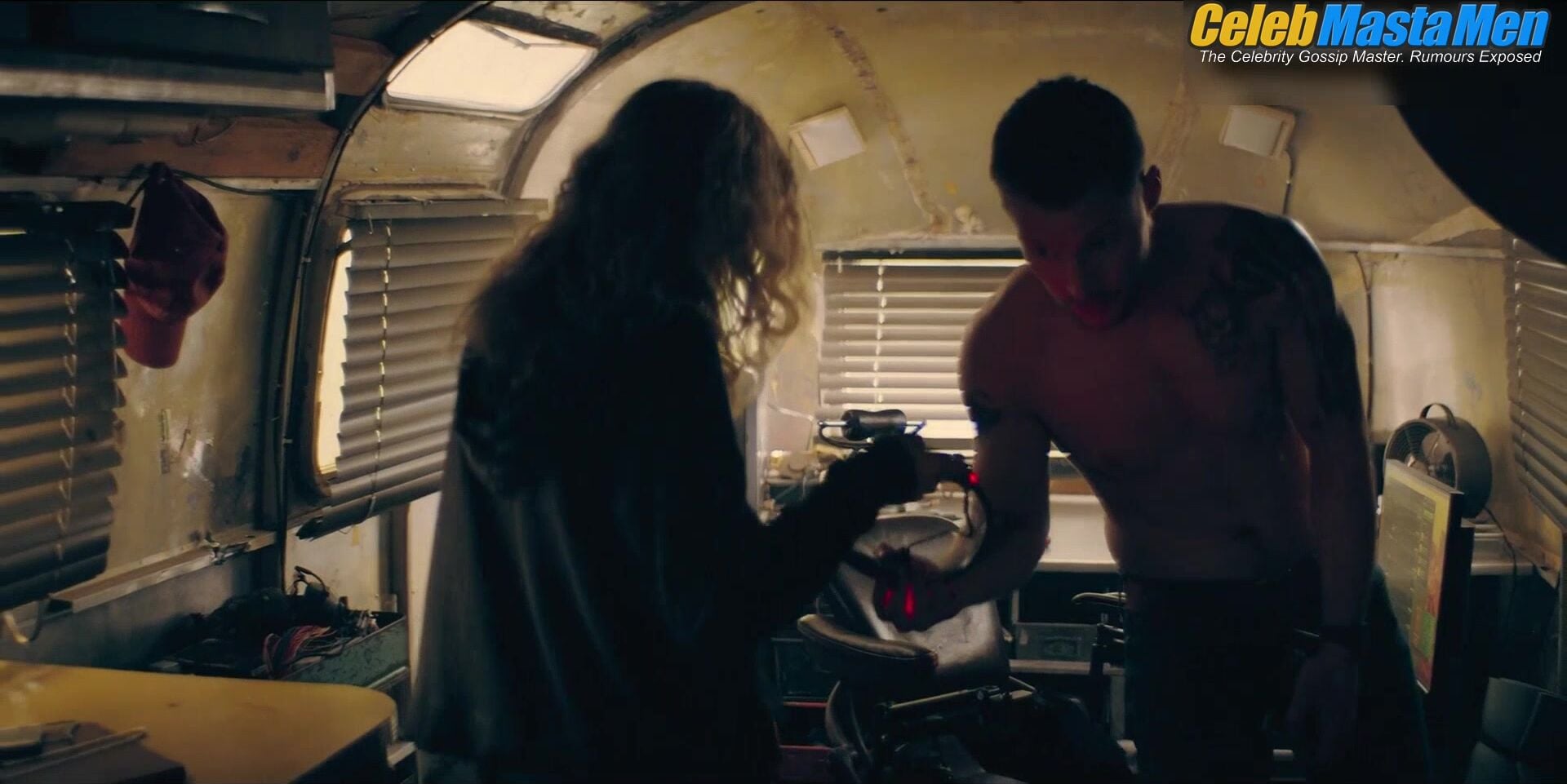 Jack Reynor ’s Shirtless Scene From The Peripheral - Photo 3 of 5 photo 5