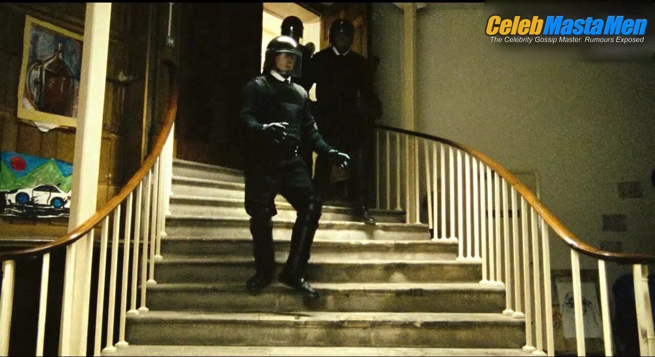 Tom Hardy Nude And Shirtless Scene In Bronson - Photo 3 of 5 photo 2