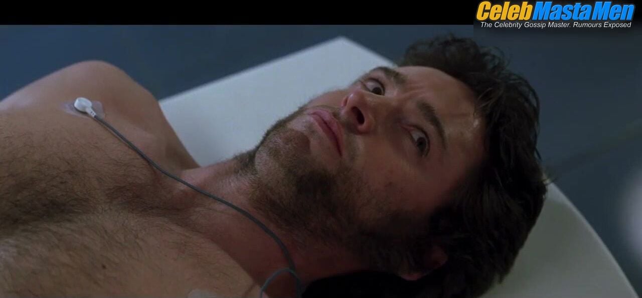 Hugh Jackman ’s Shirtless, Sexy Scene From X-men - Photo 2 of 5 photo 1