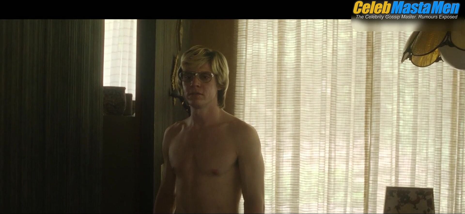 Cameron Cowperthwaite Evan Peters And Shirtless Scene From Dahmer - Photo 2 of 5 photo 4