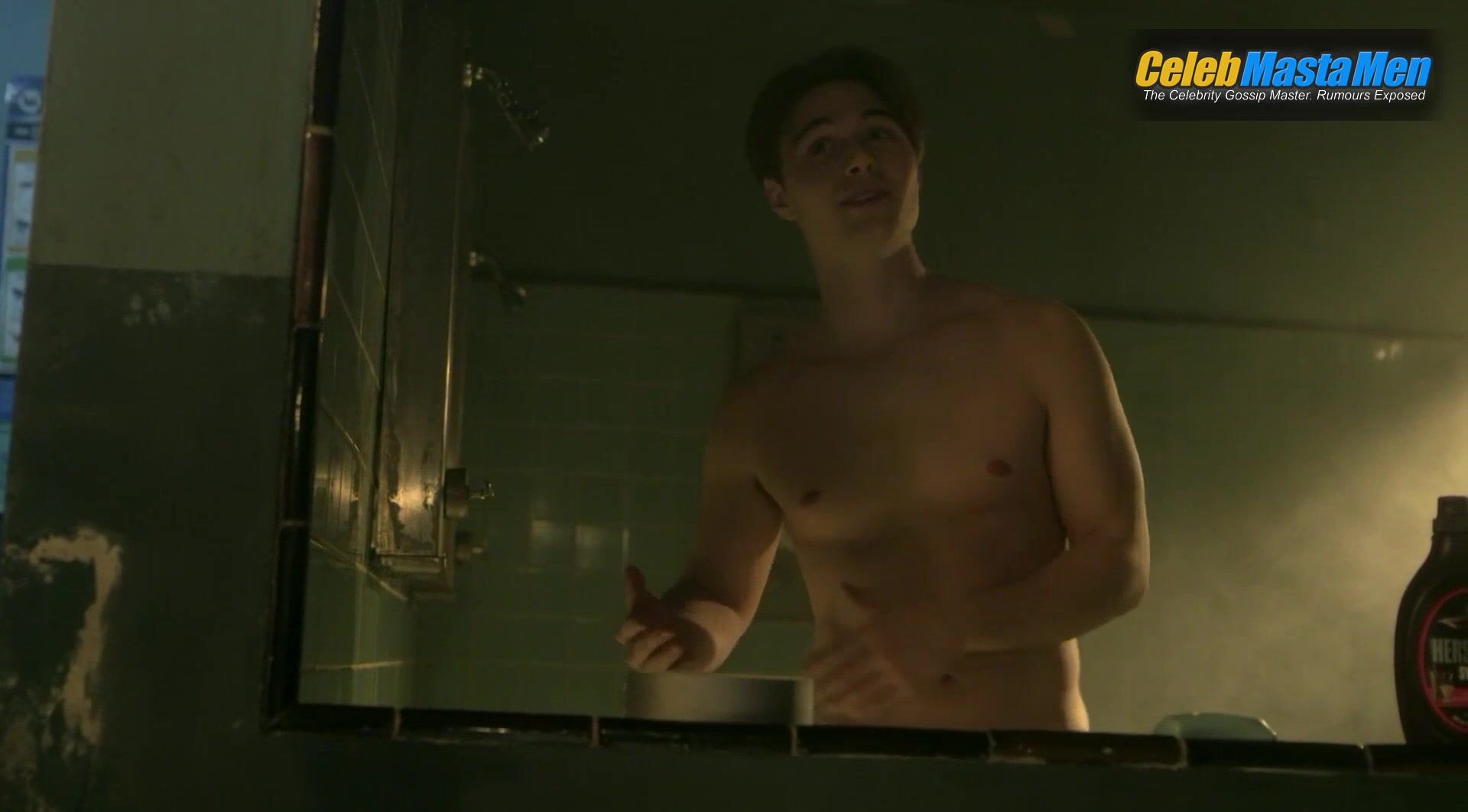 Elias Kacavas Shirtless And Booty Scene In Pretty Little - Photo 1 of 5 photo 5