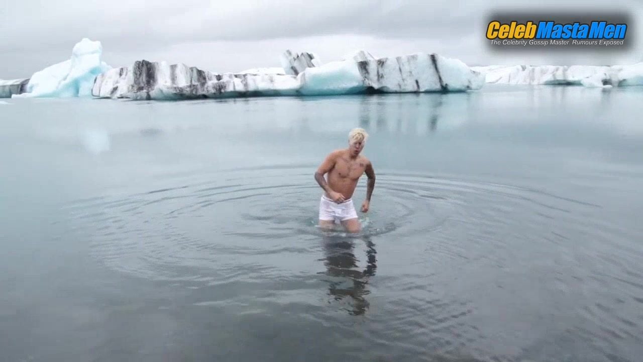 Justin Bieber Shirtless,underwear Scene From I’ll - Photo 1 of 5 photo 5