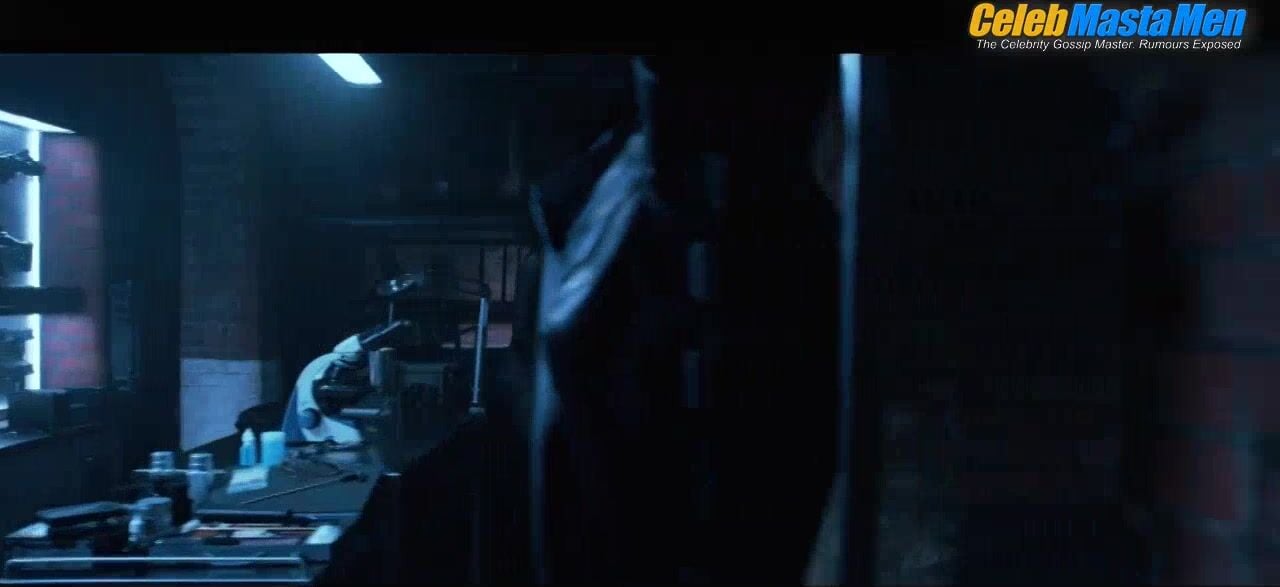 Theo James Hot Scene From Underworld Blood Wars - Photo 1 of 5