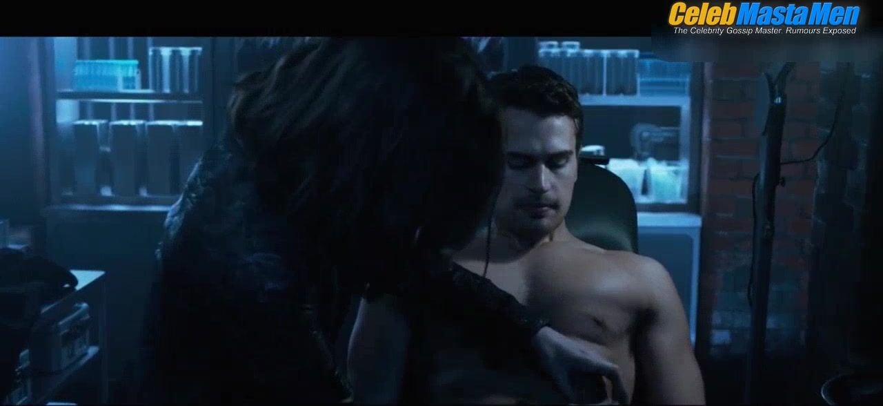 Theo James Hot Scene From Underworld Blood Wars - Photo 1 of 5 photo 4