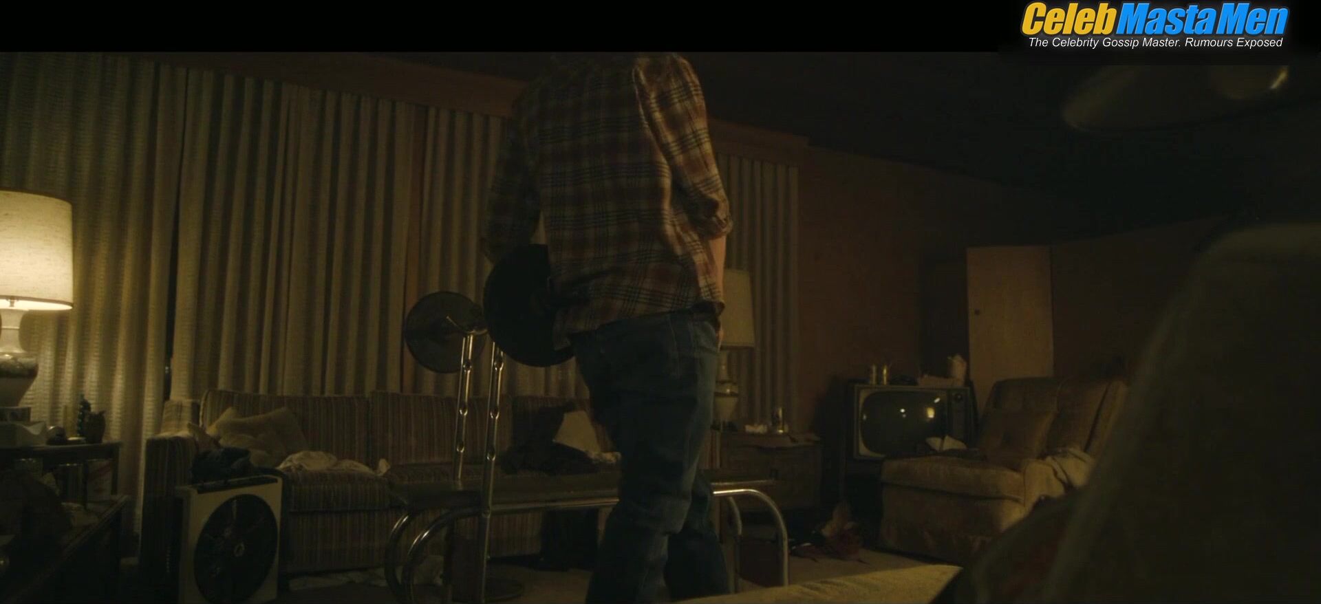 Evan Peters Booty Scene From Dahmer – Monster The - Photo 2 of 5 photo 4