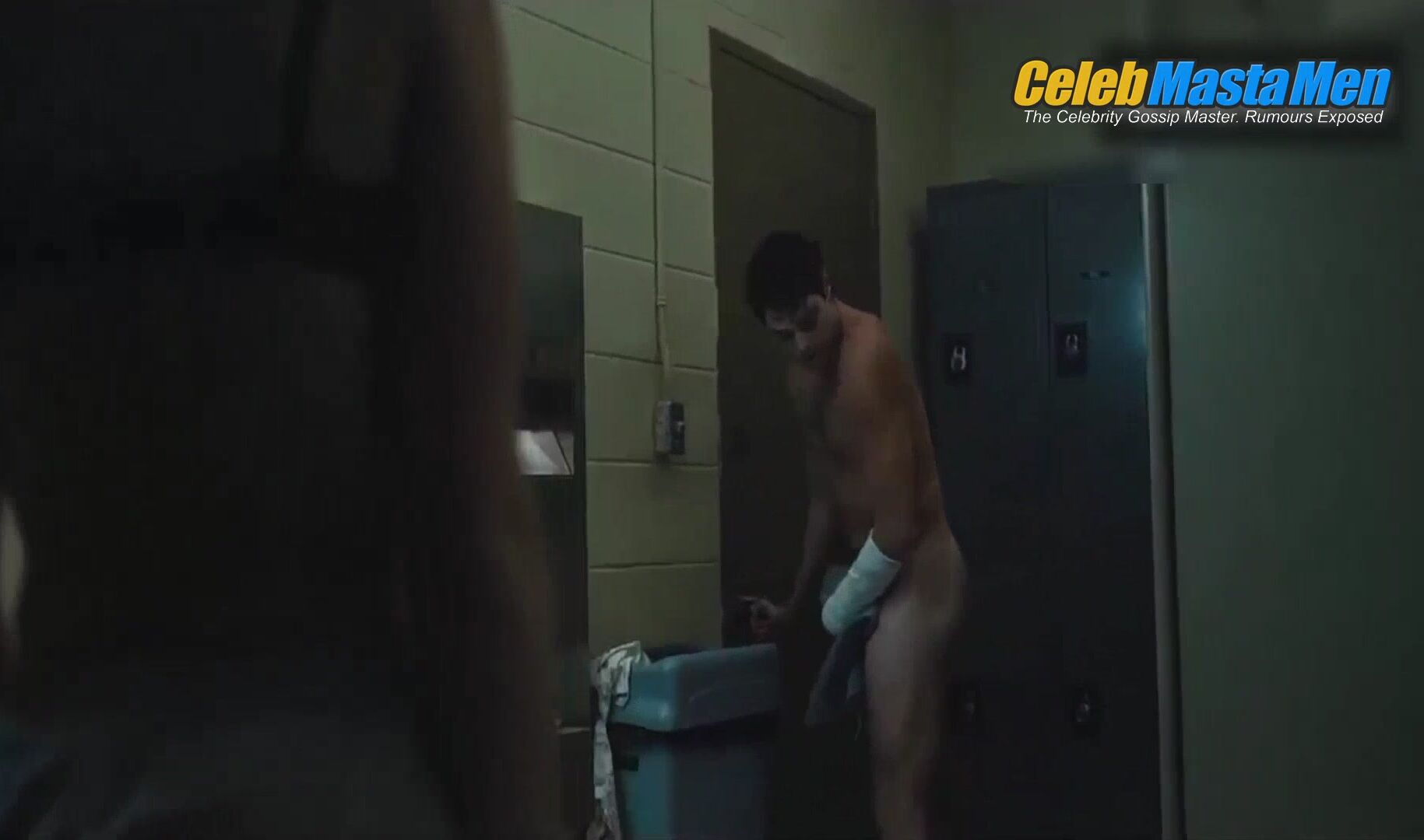 Noah Centineo ’s Shirtless And Booty Scene In The - Photo 2 of 5 photo 5