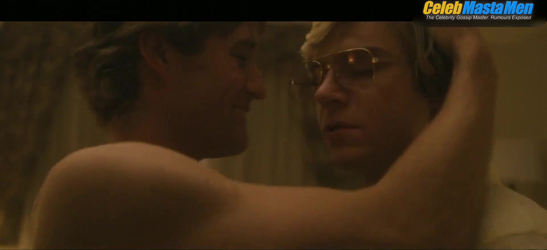 Evan Peters And Vince Hill-bedford Shirtless, Gay Scene - Photo 1 of 5