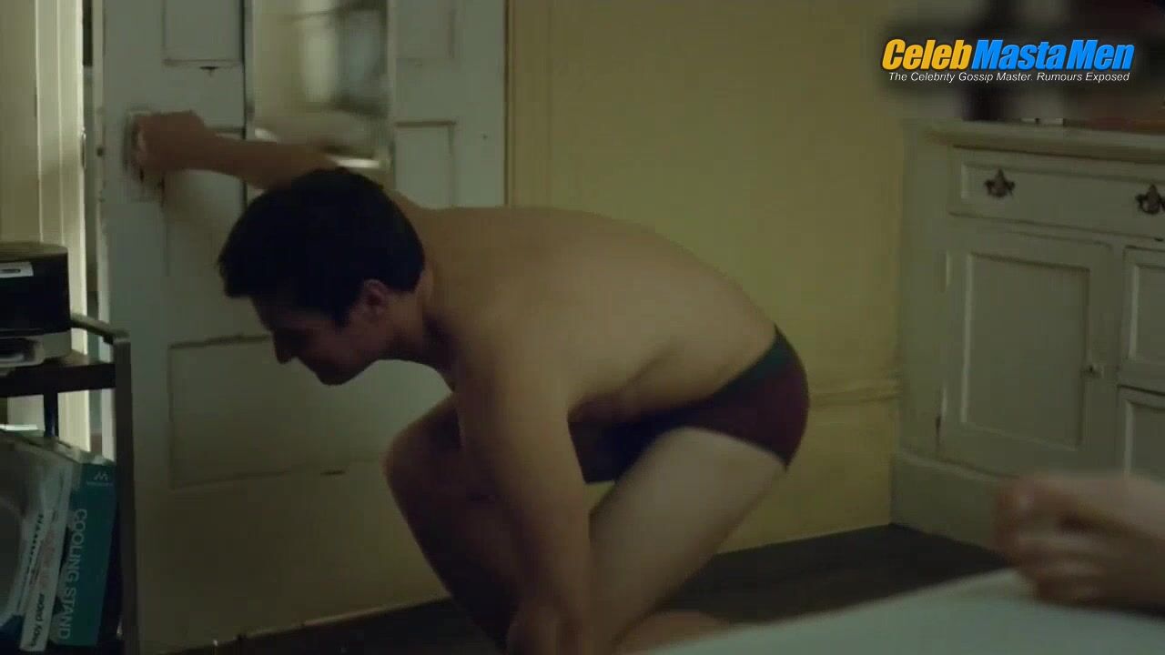 Jonathan Groff And Russell Tovey Bulge, Sexy Moment Scene - Photo 1 of 5 photo 4