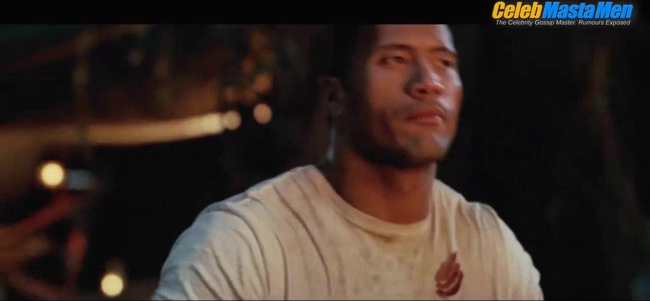 Dwayne Johnson ’s Sexy Scene From The Rundown - Photo 1 of 5