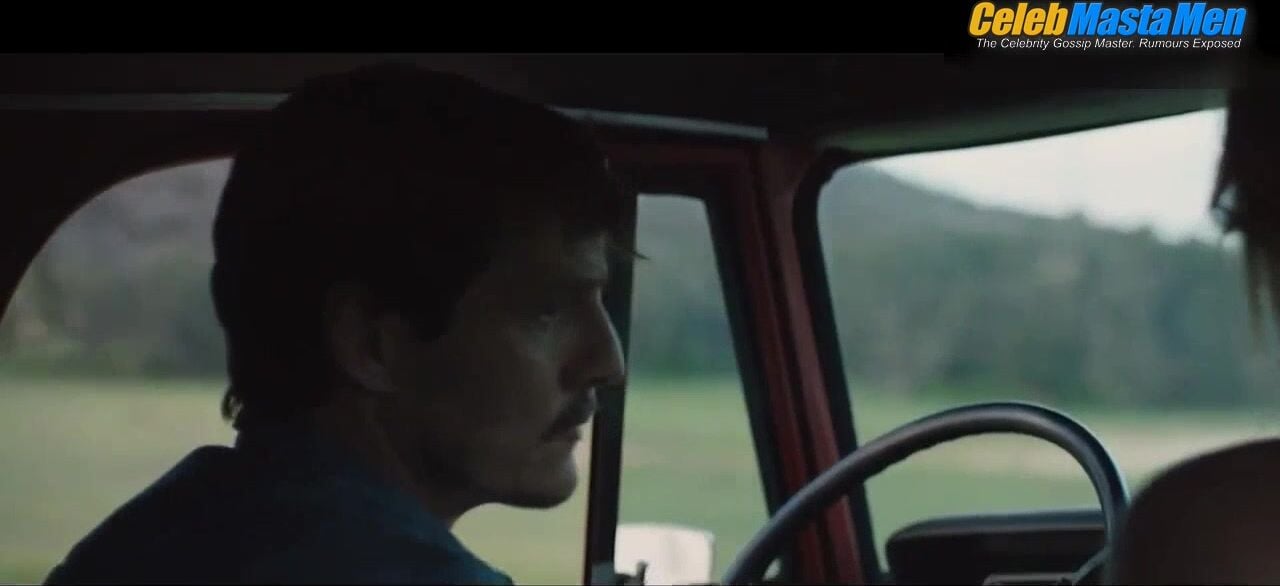 Pedro Pascal Shirtless, Sexy Scene From Fire Meet Gasoline - Photo 2 of 5