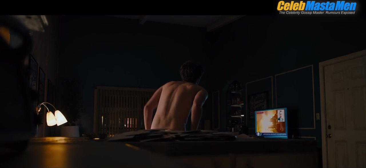 Andrew Garfield Ass, Shirtless Scene From Under The Silver - Photo 2 of 5