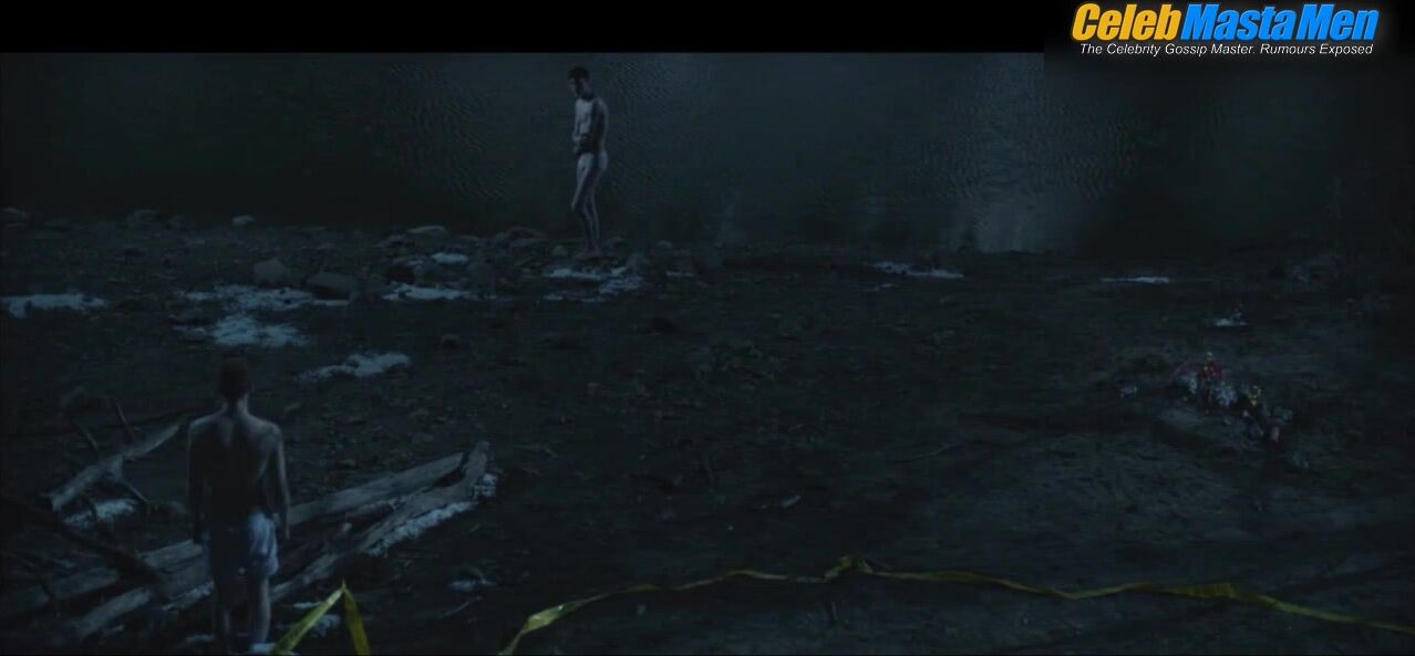 Cameron Monaghan Shirtless,underwear Scene From Jamie Marks - Photo 1 of 5 photo 2
