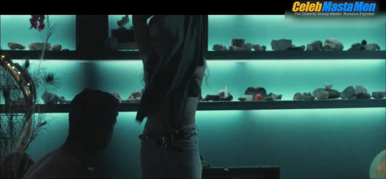 Cameron Monaghan Shirtless, Ass Scene From Jamie Marks Is Dead - Photo 3 of 5 photo 4