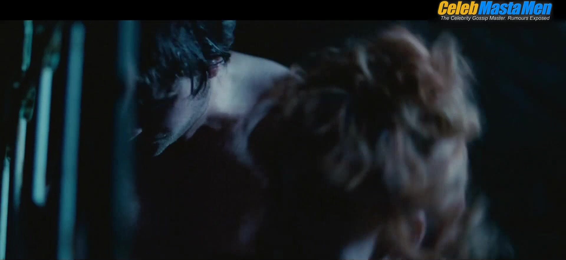Robert Pattinson Ass, Straight Sex Scene In Bel Ami - Photo 2 of 5