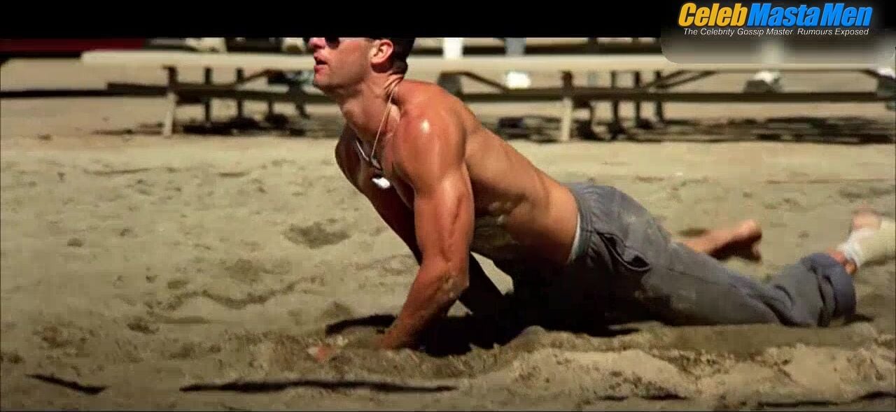 Rick Rossovich Tom Cruise, Val Kilmer And Shirtless Scene - Photo 3 of 5 photo 4