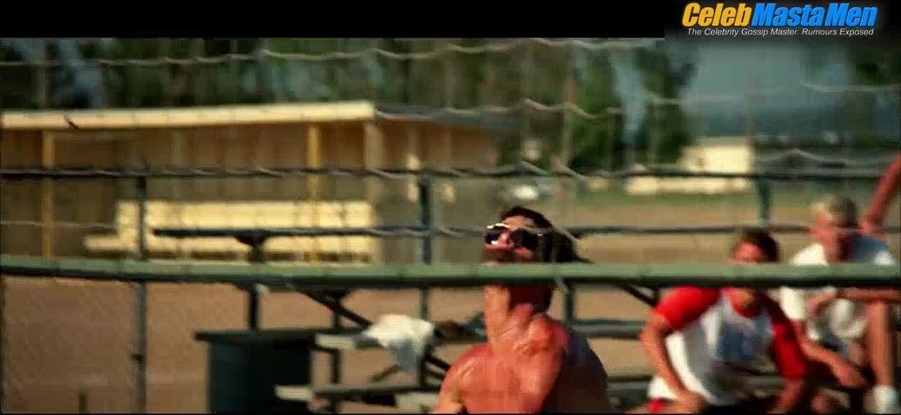 Rick Rossovich Tom Cruise, Val Kilmer And Shirtless Scene - Photo 3 of 5 photo 5