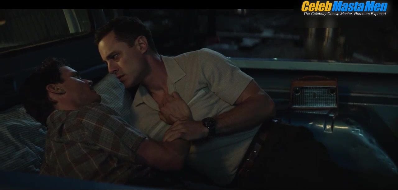 Kyle Clements Matt Bomer And Gay Sex Scene From Doom Patrol - Photo 1 of 5 photo 2