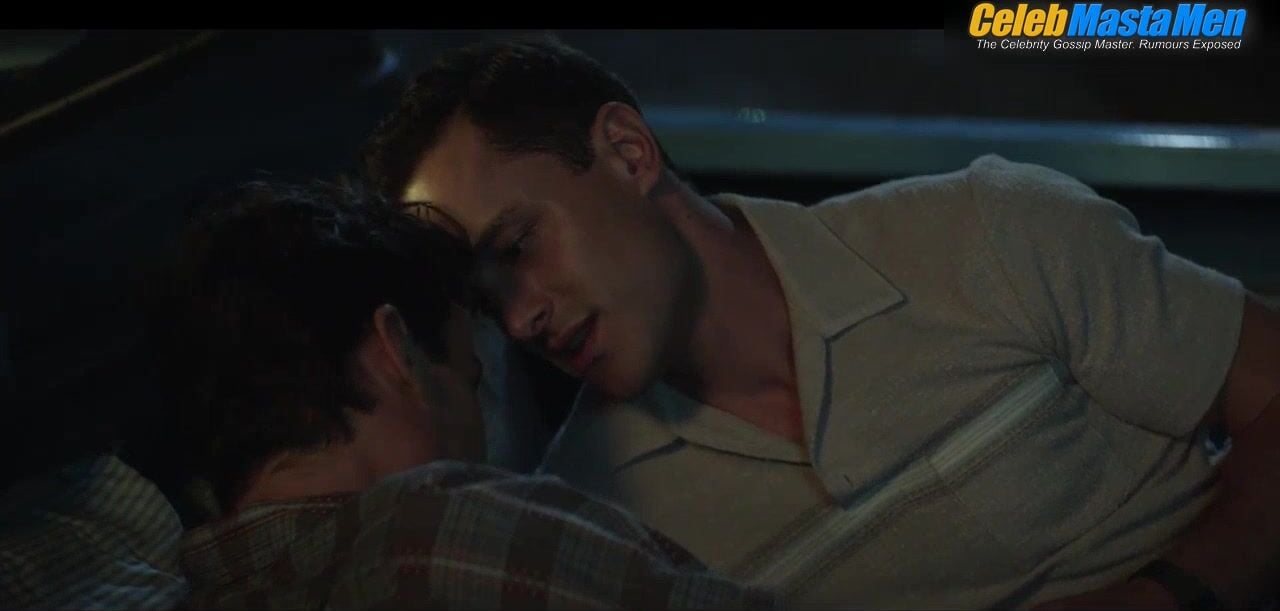 Kyle Clements Matt Bomer And Gay Sex Scene From Doom Patrol - Photo 1 of 5 photo 5