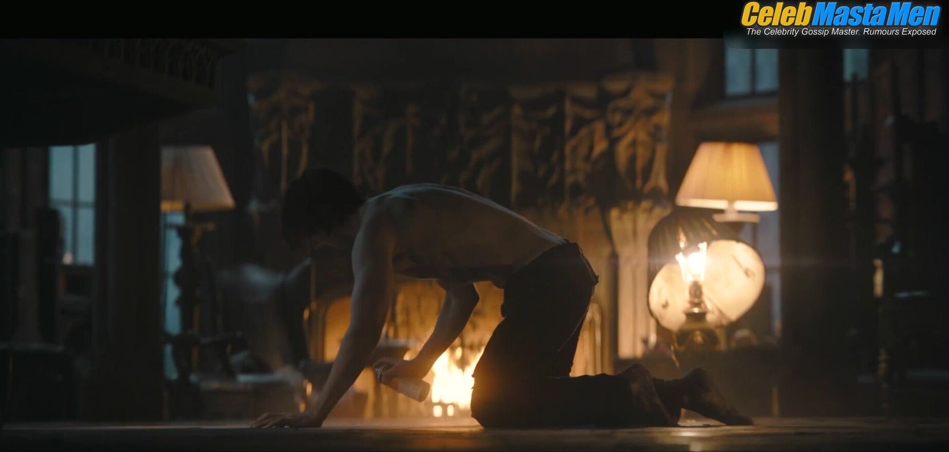Robert Pattinson Shirtless Scene In The Batman - Photo 2 of 5 photo 4