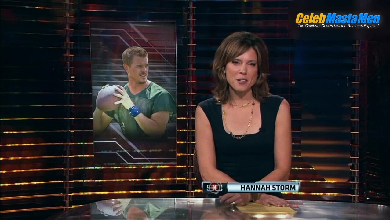 Eric Dane Shirtless Scene From Valentine’s Day - Photo 1 of 5 photo 2