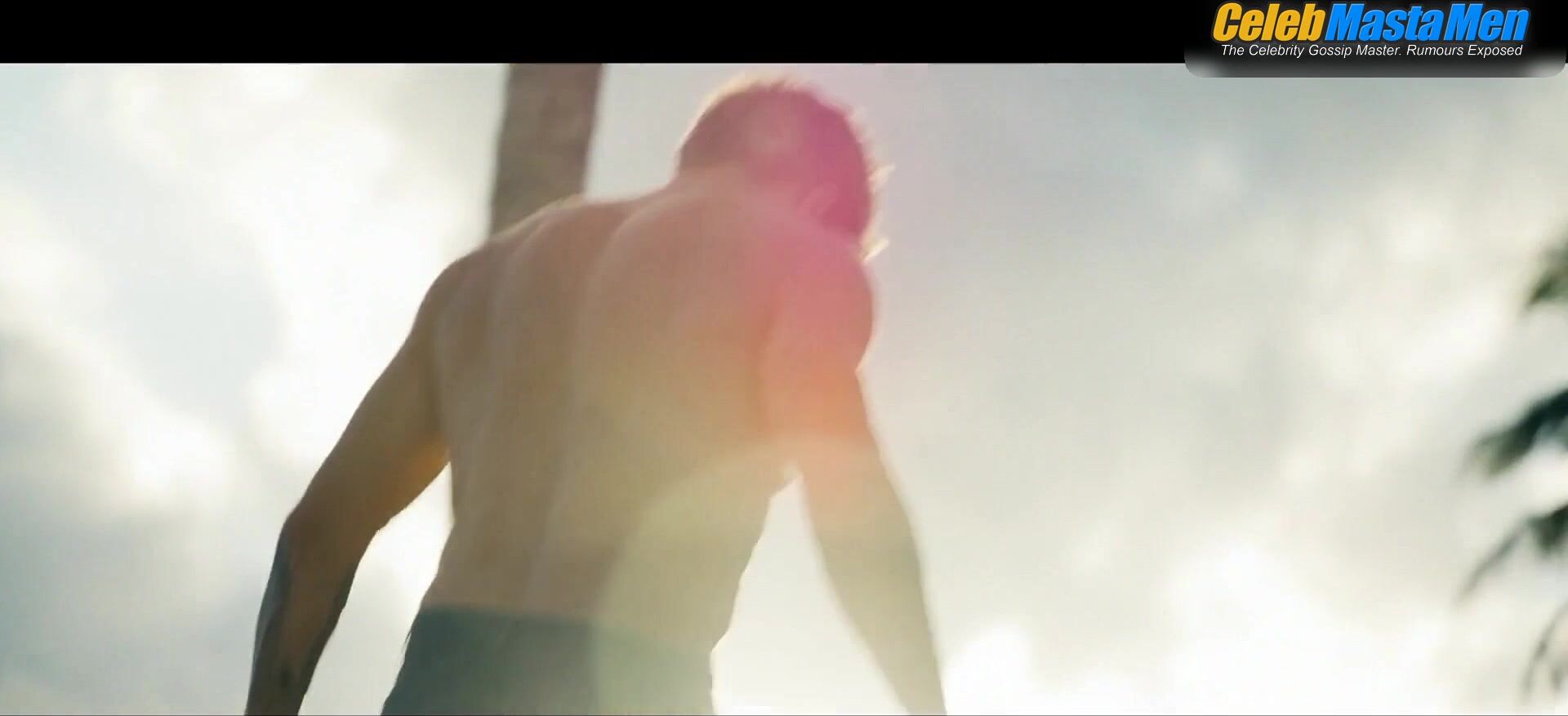 Jake Gyllenhaal ’s Shirtless Scene From Road House - Photo 1 of 5 photo 4