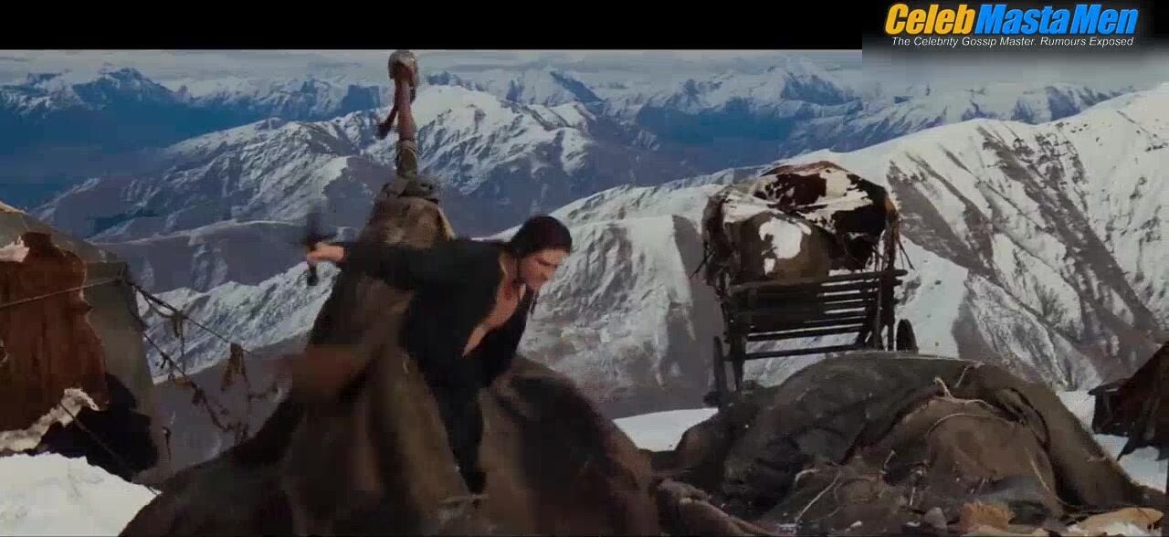 Val Kilmer ’s Shirtless Scene From Willow - Photo 1 of 5