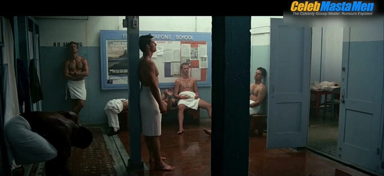 Tom Cruise And Val Kilmer Shirtless Scene From Top Gun - Photo 2 of 5 photo 1