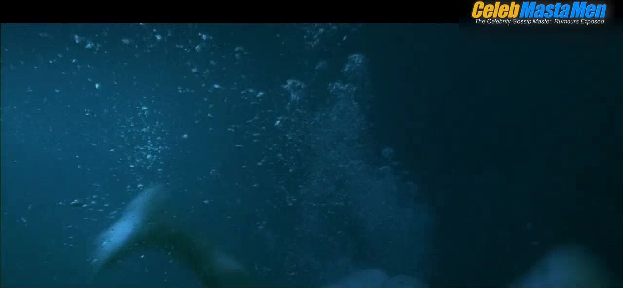 Eric Dane Shirtless, Butt Scene From Open Water 2 - Photo 1 of 5 photo 2