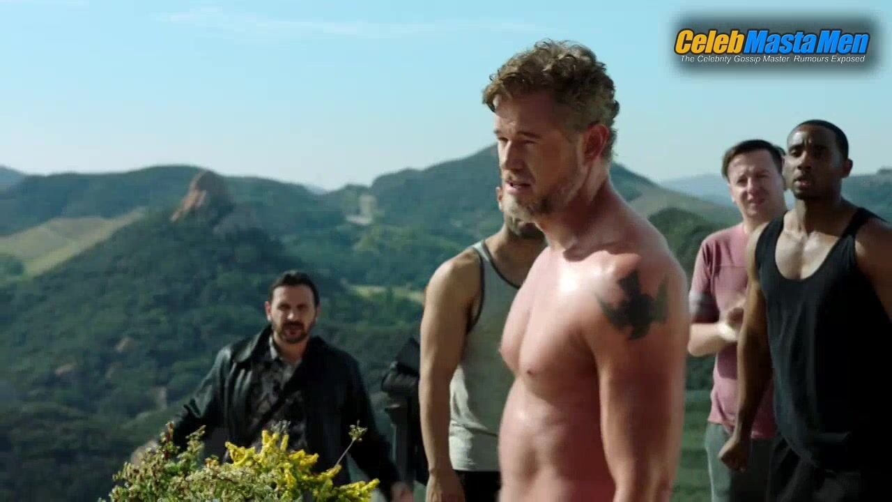Eric Dane ’s Sexy Scene From The Last Ship - Photo 1 of 5 photo 2