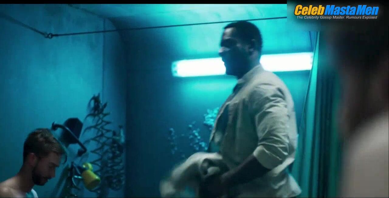 Richard Madden ’s Sexy Scene From Oasis - Photo 2 of 5 photo 4