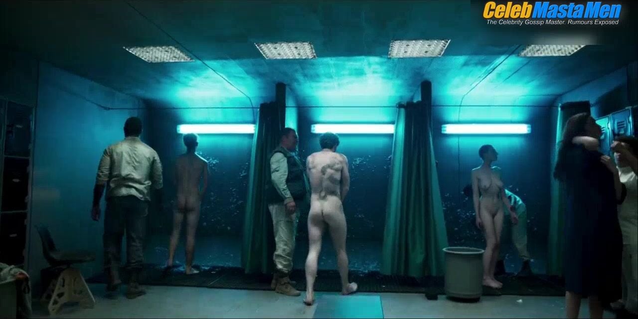 Richard Madden ’s Sexy Scene From Oasis - Photo 2 of 5 photo 5