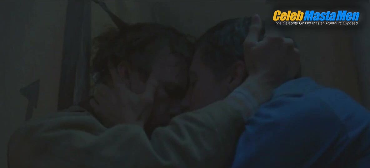 Heath Ledger And Jake Gyllenhaal’s Gay Sex Scene - Photo 1 of 5 photo 2