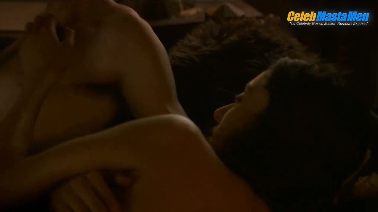 Richard Madden ’s Shirtless, Booty Scene From Game Of - Photo 2 of 5 photo 1