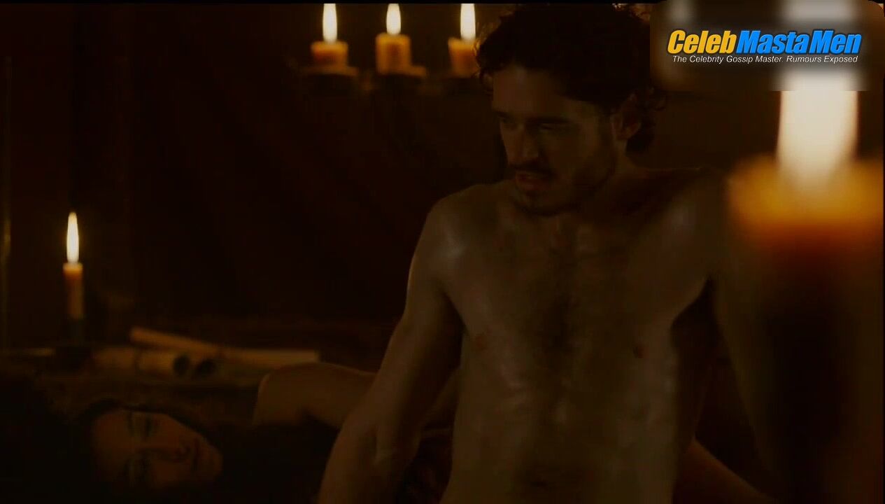 Richard Madden ’s Shirtless, Booty Scene From Game Of - Photo 2 of 5 photo 5
